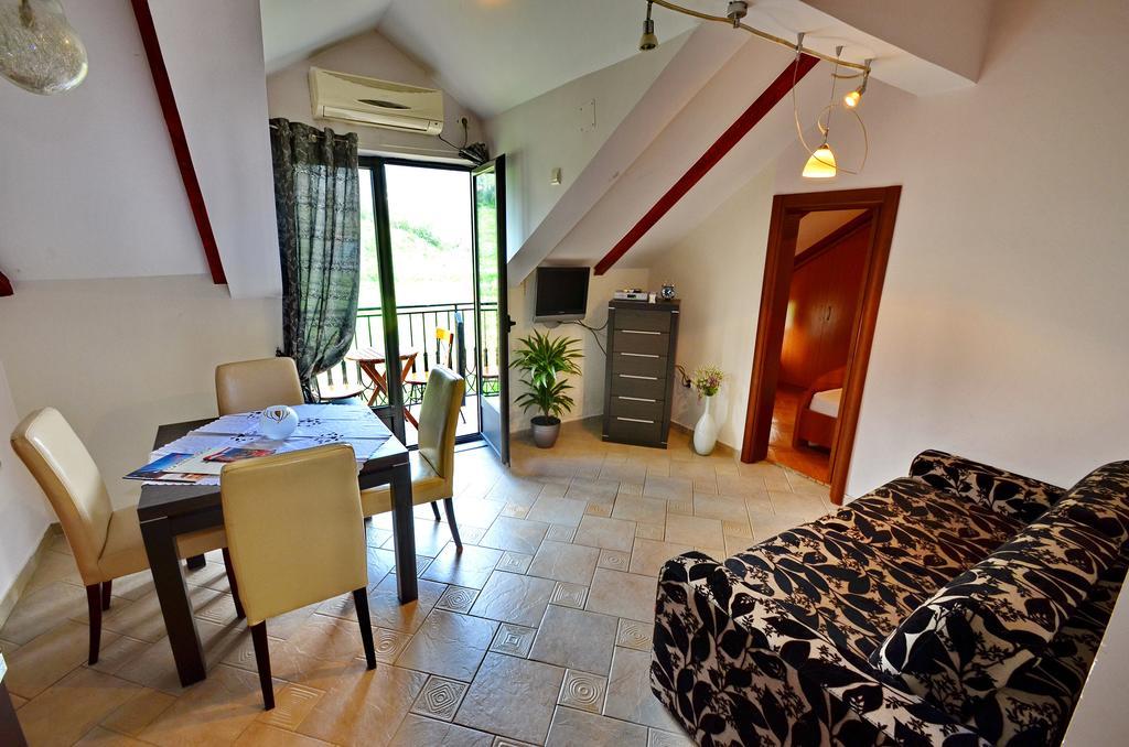 Apartments Ivetic Kotor Zimmer foto